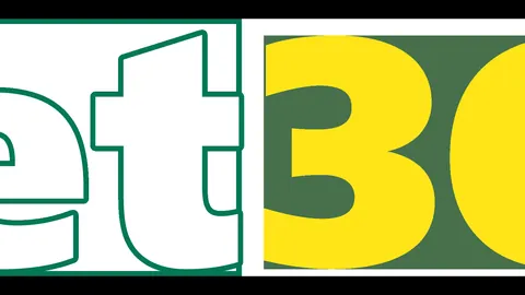 “利雅得胜利国王杯16强梦碎，C罗错失点球，央视体育最新报道”